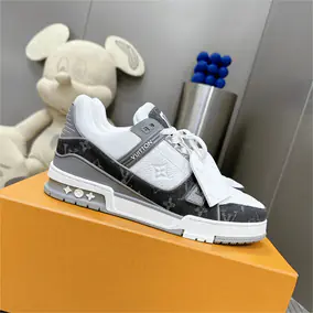 Louis Vuitton Chunky Sneakers