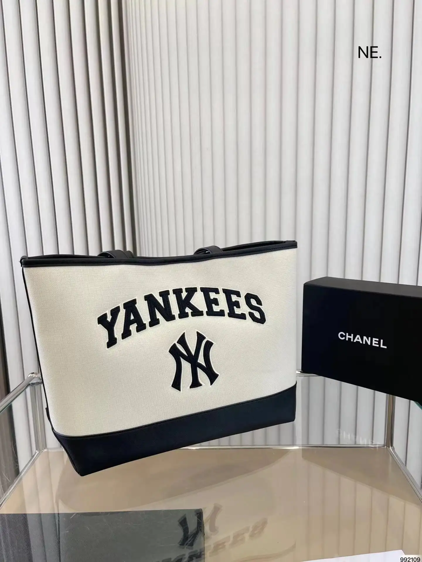 MLB Messenger Bag