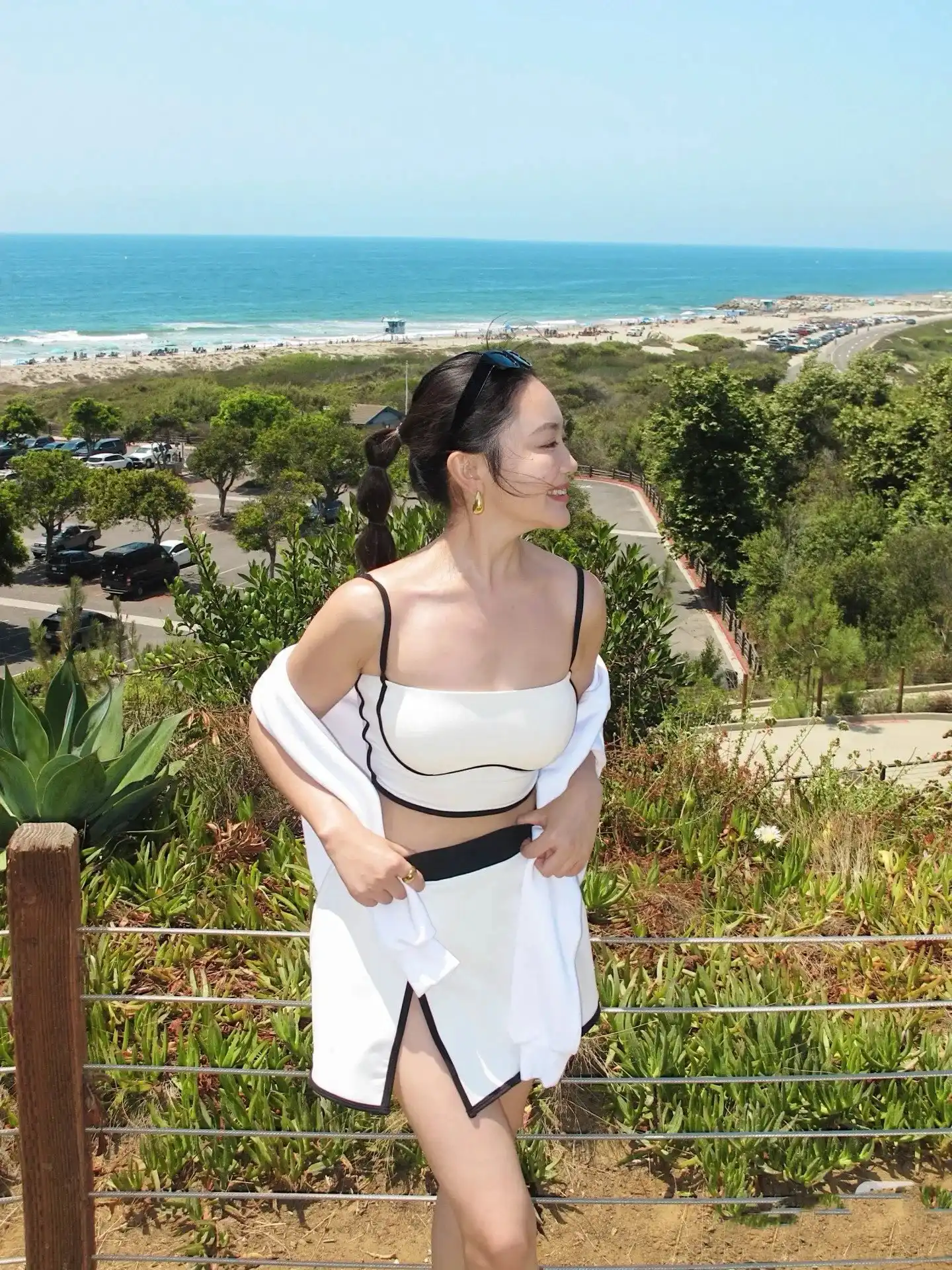 Activewear product view 5