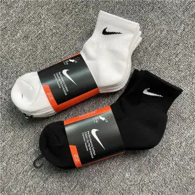 Nike Socks [2 styles]