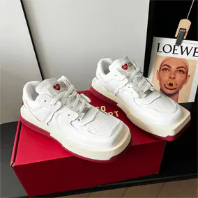 Design Chunky Sneakers