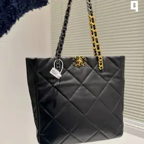 Chanel Tote Bag
