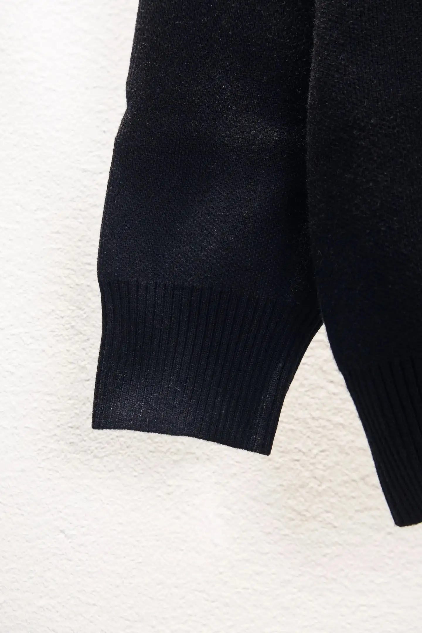 Black sweater full look