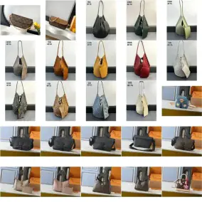 Bottega Veneta Hobo Bag